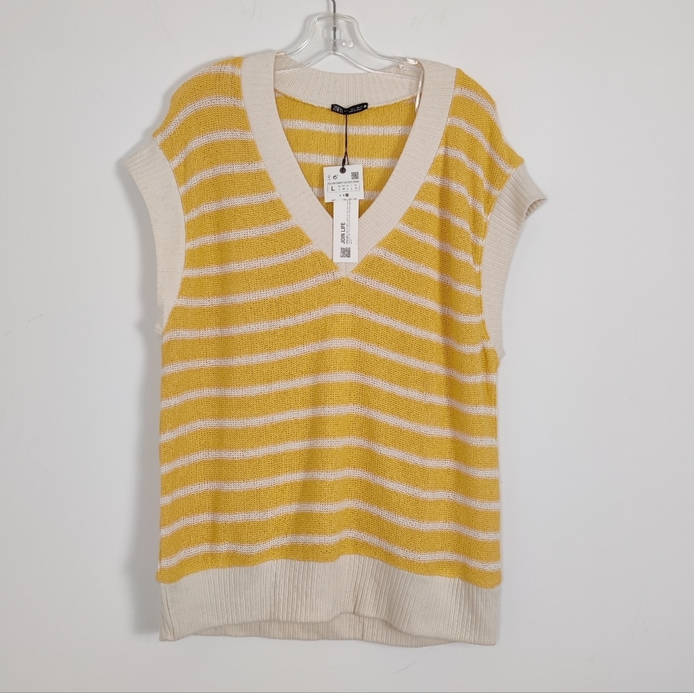 Zara Women's Yellow and White Striped Sleeveless Knit Top - Size Large NEW